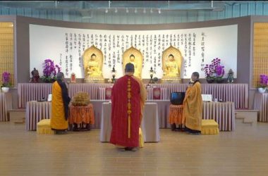 Weekly Chanting Service